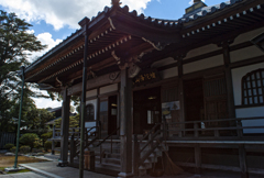 真夏の旅は難が多い