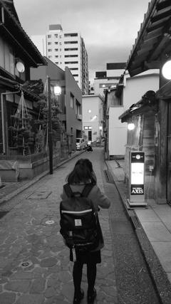 暗くなる前に