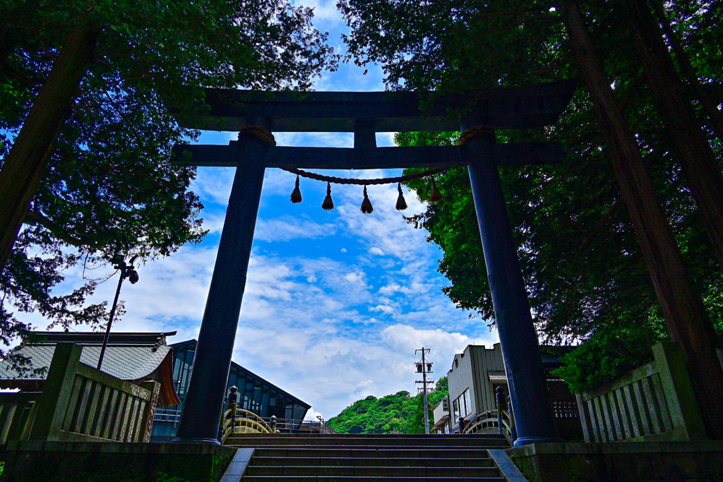 諏訪大社　本宮