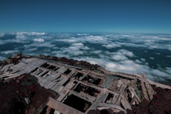 天海の廃墟