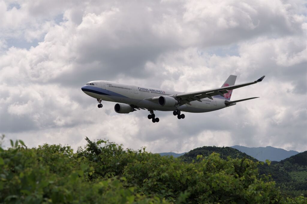 航空機　　蔵出し