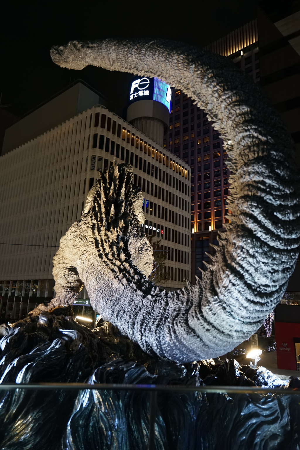 人類はゴジラと共存していくしかない