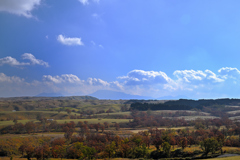 押土石の丘から望む阿蘇五岳
