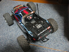 タミヤ 1/10 電動RCカー ヴァジュラ