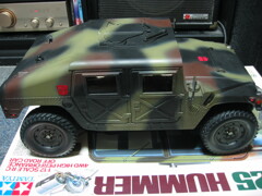 タミヤ　1/12電動RC M1025 HUMMER