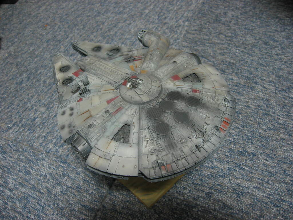 バンダイ 1/144 スターウォーズ ミレニアムファルコン