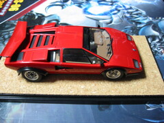 アオシマ 1/24 ランボルギーニ、ウルフカウンタックVer.1