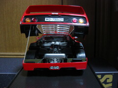 イタレリ 1/16 フェラーリF40