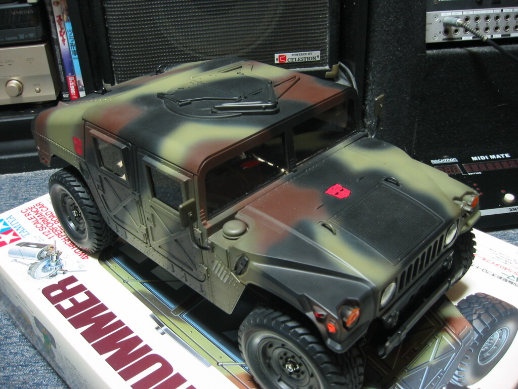 タミヤ　1/12電動RC M1025 HUMMER
