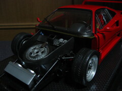 イタレリ 1/16 フェラーリF40