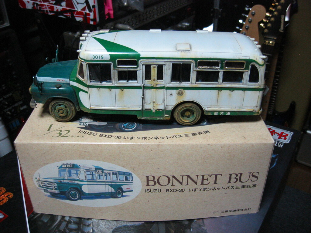 アリイ 1/32 ボンネットバス