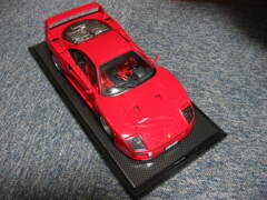 イタレリ　1/16 フェラーリF40