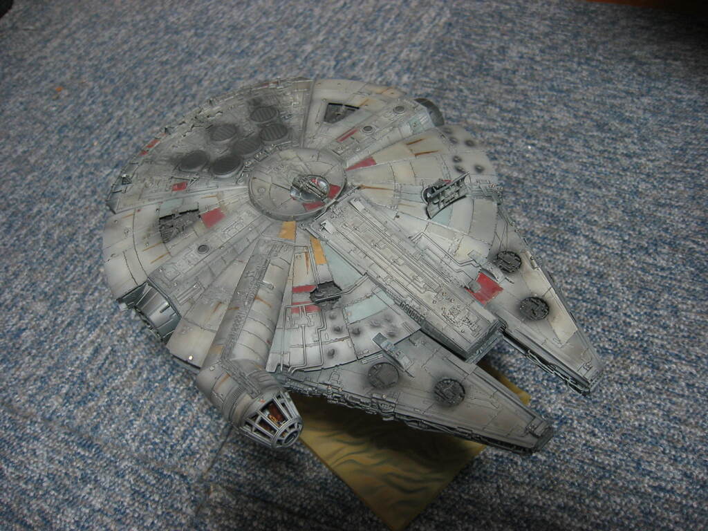 バンダイ 1/144 スターウォーズ ミレニアムファルコン