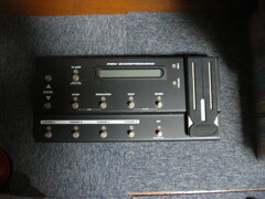 LINE6のPODをコントロールするフットスイッチ