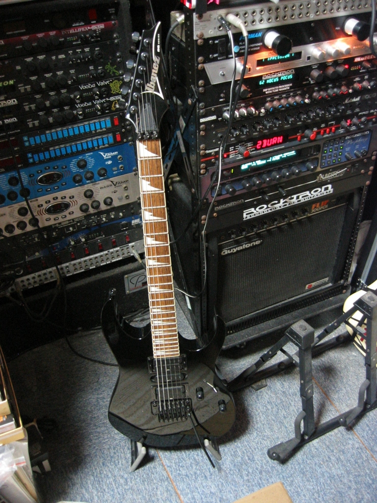 アイバニーズのギター