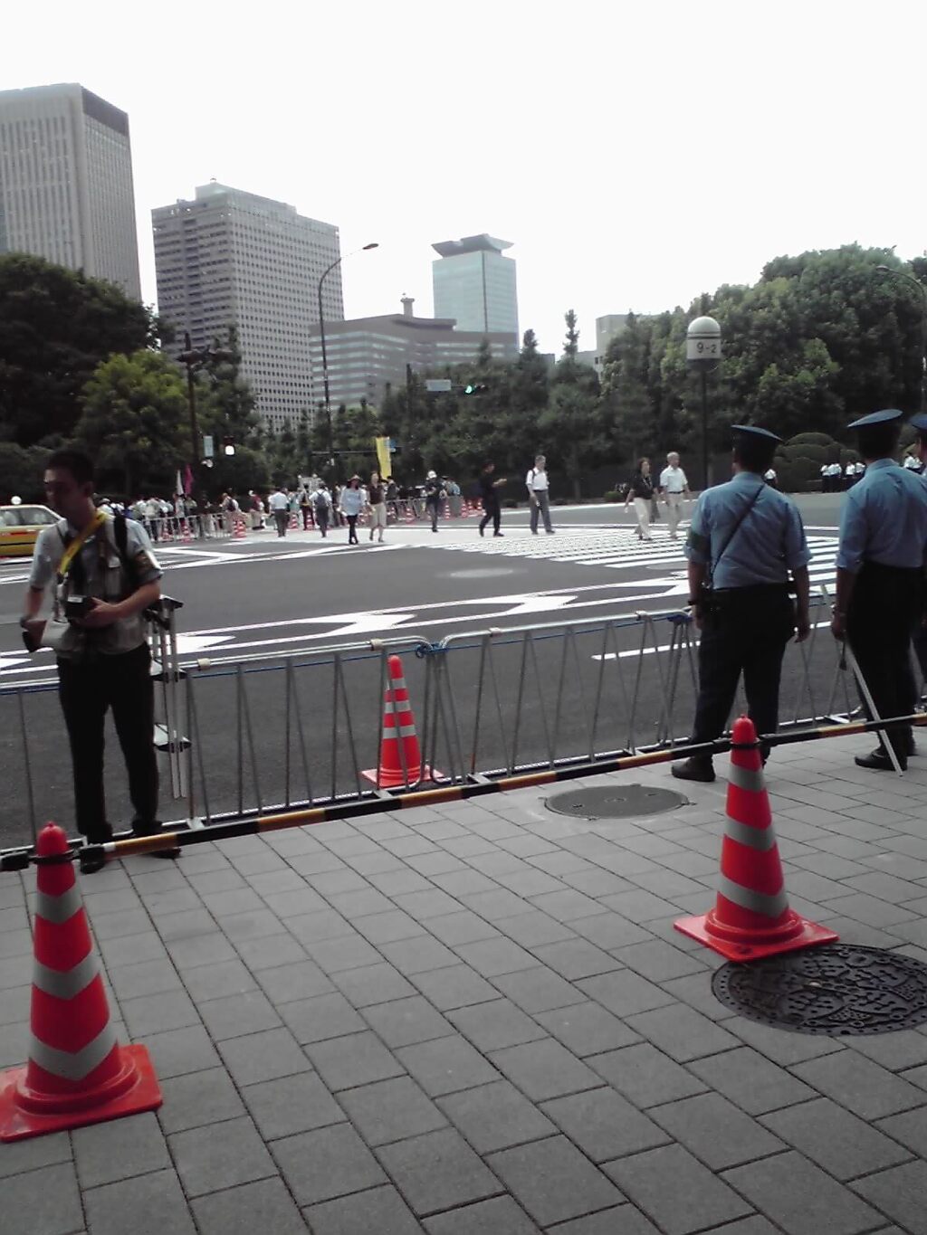 反原発官邸前抗議、国会正門エリア前