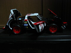京商 　1/18 ダイキャストミニカー　ランチアストラトスHFラリー