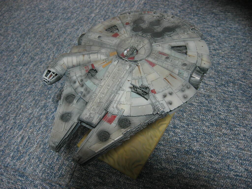 バンダイ 1/144 スターウォーズ ミレニアムファルコン