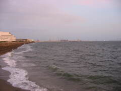 震災前の稲毛の海岸