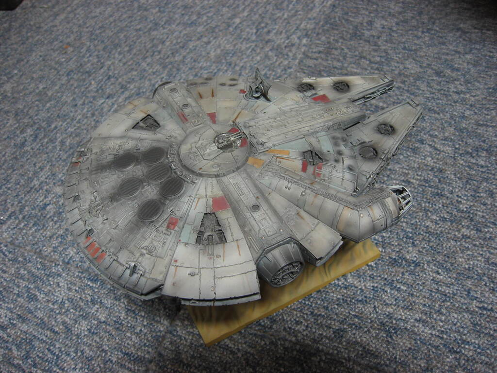 バンダイ 1/144 スターウォーズ ミレニアムファルコン