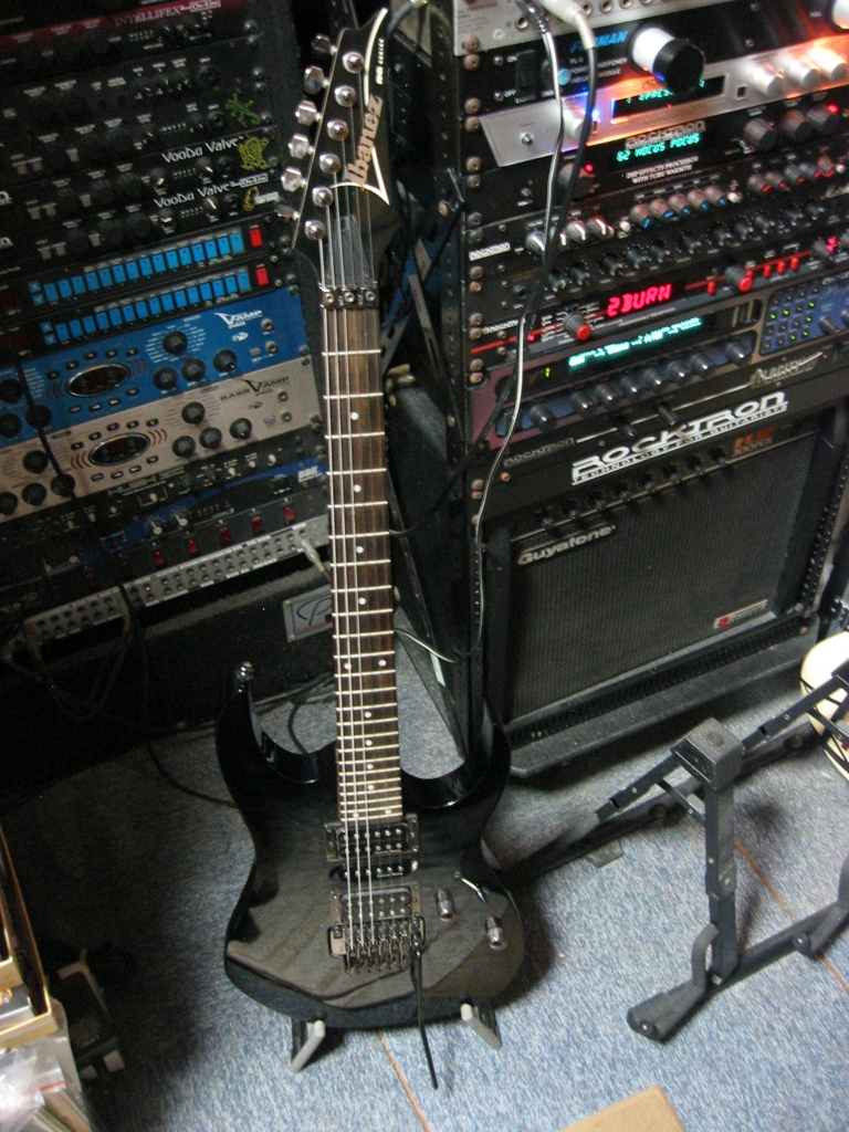 アイバニーズのギター