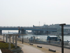船橋港にて