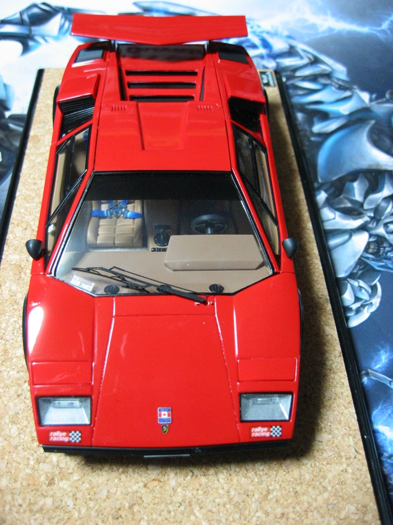 アオシマ 1/24 ランボルギーニ、ウルフカウンタックVer.1