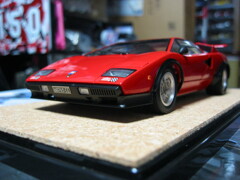 アオシマ 1/24 ランボルギーニ、ウルフカウンタックVer.1