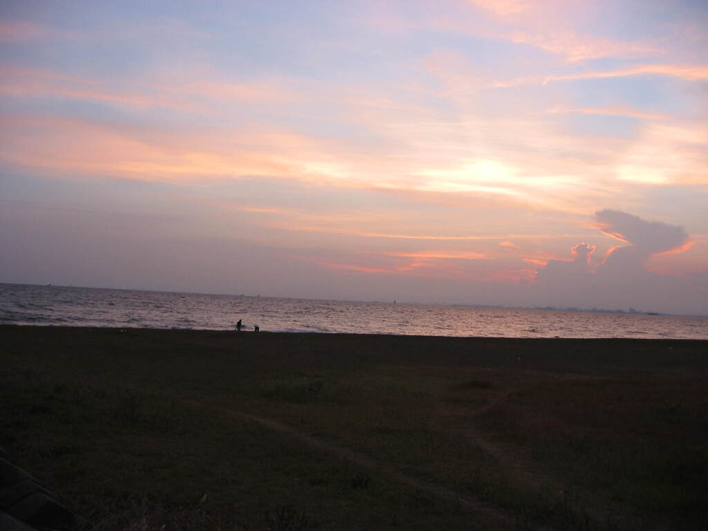 震災前の稲毛の海岸