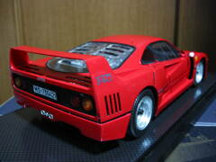 イタレリ　1/16 フェラーリF40
