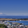 館山の街並みと富士山