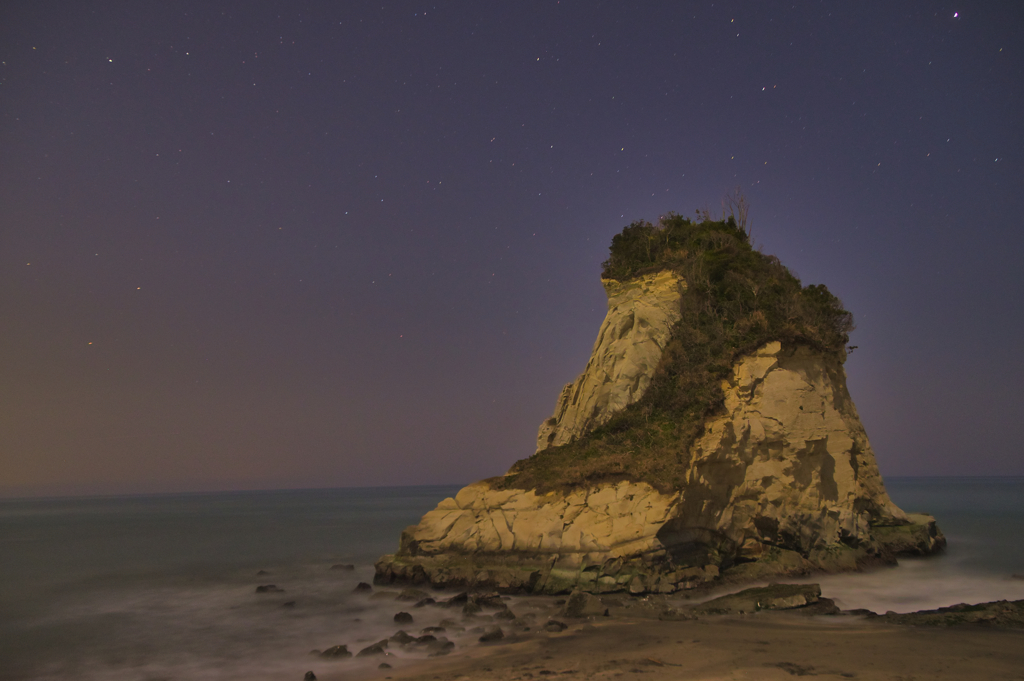 夜の雀島