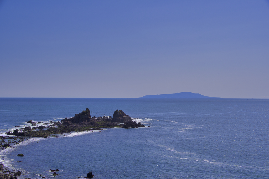 三ツ石海岸を俯瞰