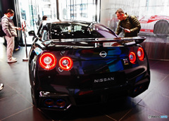 日産銀座ショール－ムにて