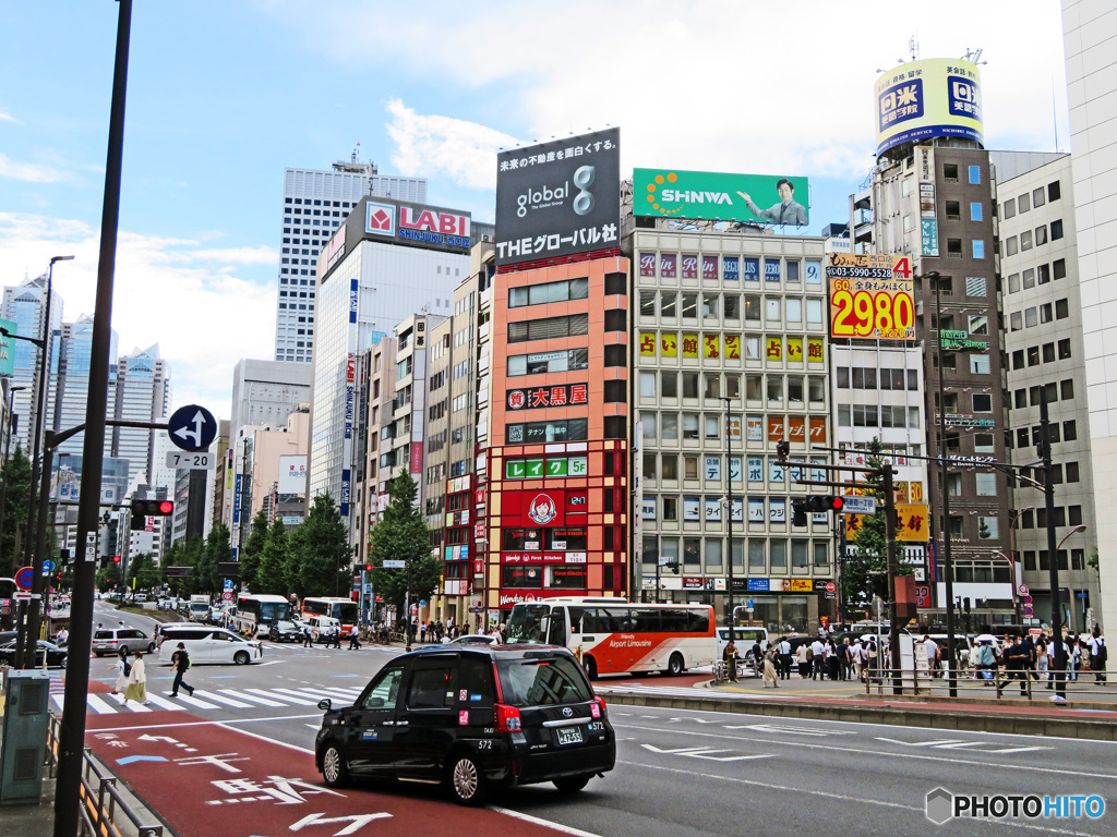 新宿駅南口付近のスナップ