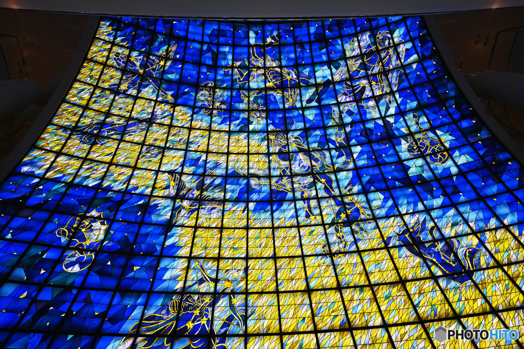 大きなステンドグラス❁ヴィンテージ ステンドグラスが美しい教会のコンサート✨ | ハワイで暮らす日々by Chiyo