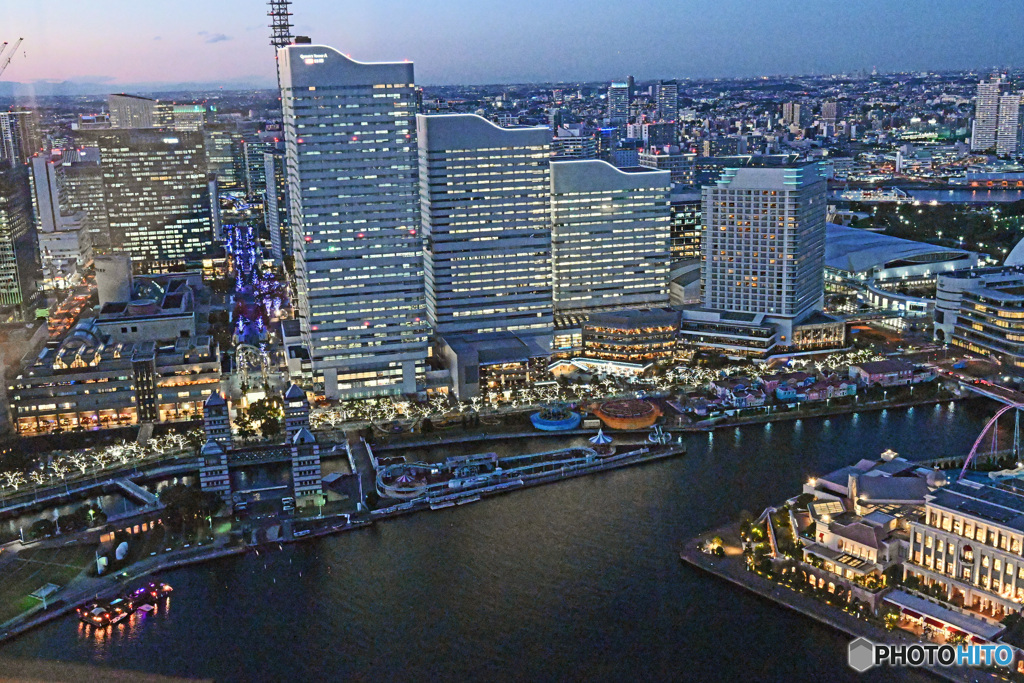 ヨコハマ新風景46階展望台より撮影