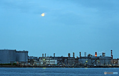 工場夜景　運河めぐり