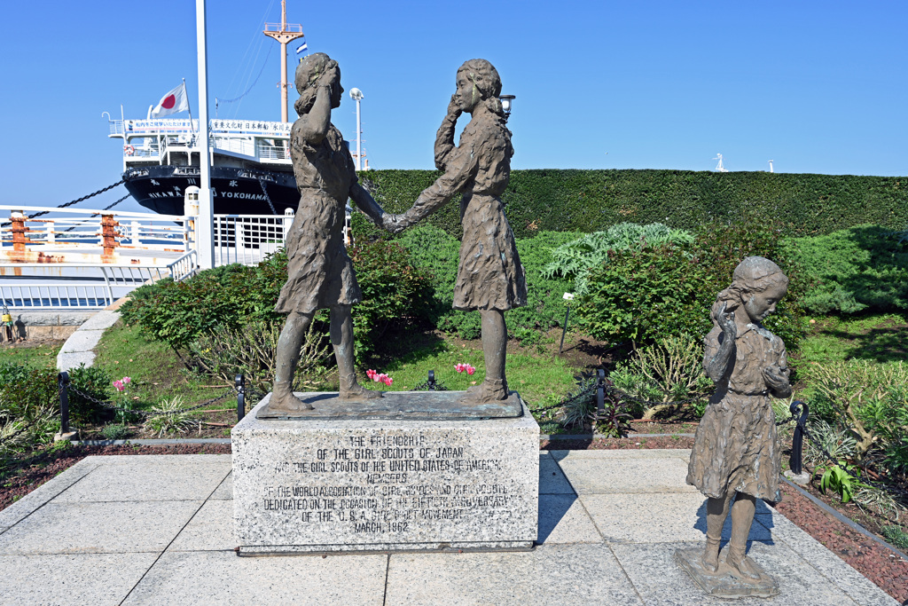 日米友好の像