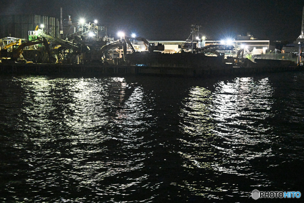 工場夜景　運河めぐり