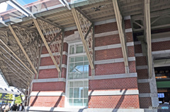 平成24年(2012年)、国指定重要文化財の駅舎は創建当時の姿に復原されました。