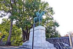 九段坂のそばで