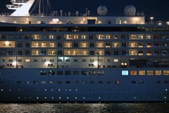 横浜新風景・・『HOPE』「希望」のライトアップ