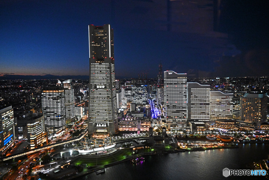みなとみらい全館点灯