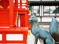 お狐様