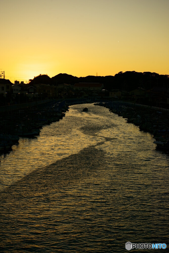 金色水路