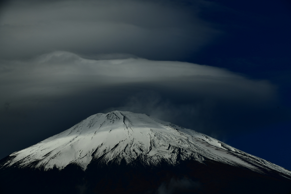 笠雲の冠（かかぶり）