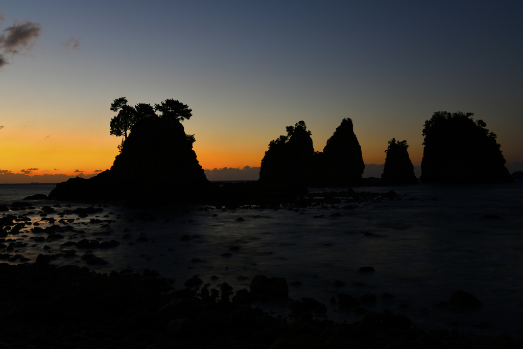 2020 南伊豆大瀬　蓑掛岩の朝焼け001