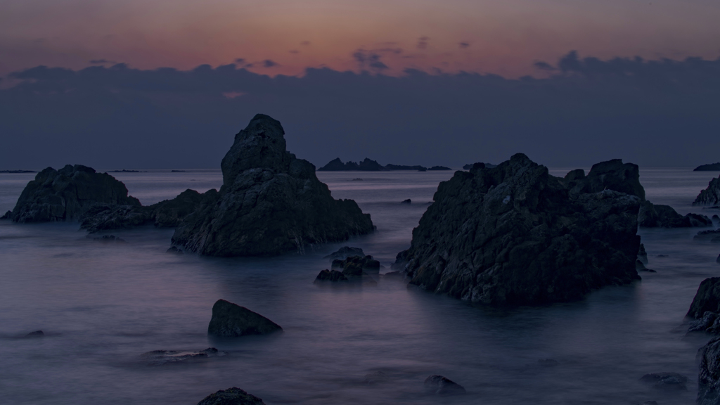 明けの海鏡