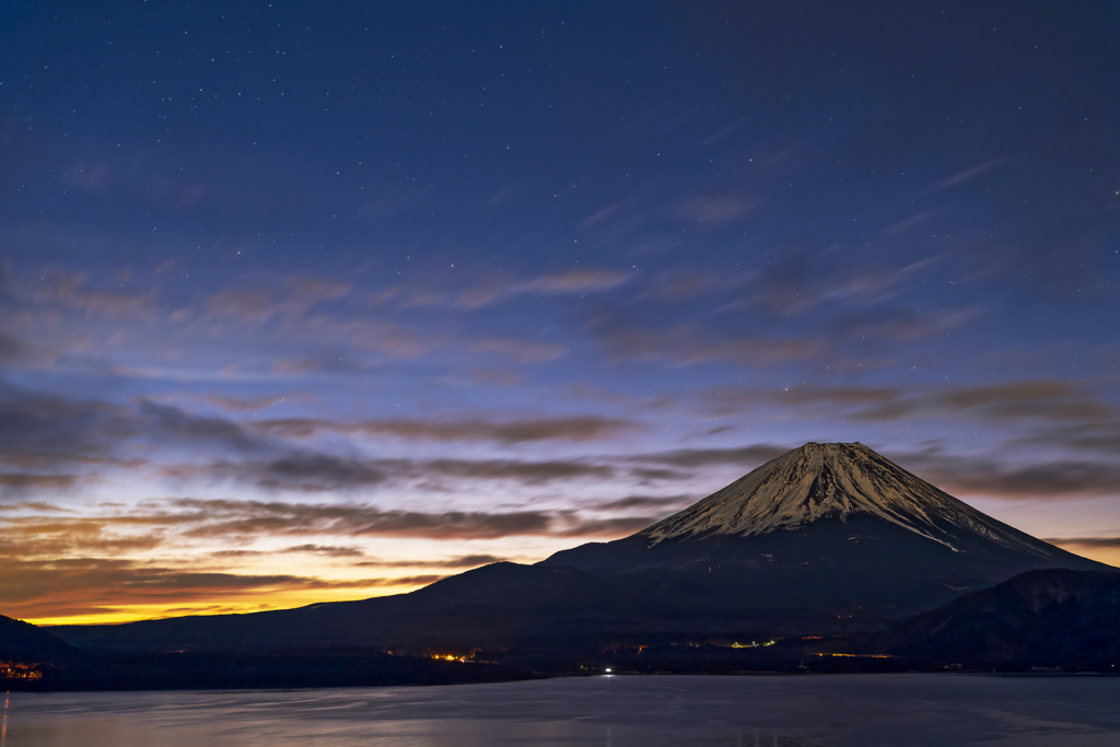 星空の流れ雲
